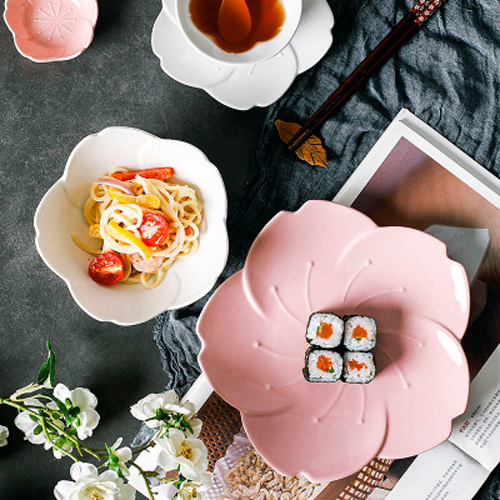 Cherry Blossom-shaped  Ceramic Colored Cutlery Sets