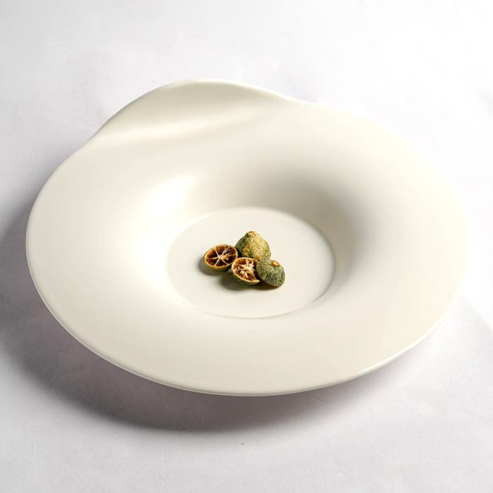 Creative Porcelain Dish