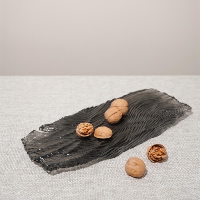 Modern Tree-bark Surface Resin Fruit Tray