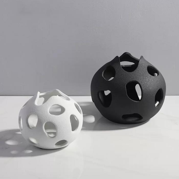 Creative Ceramic Hollow Ball-shaped  Table Decoration Sets