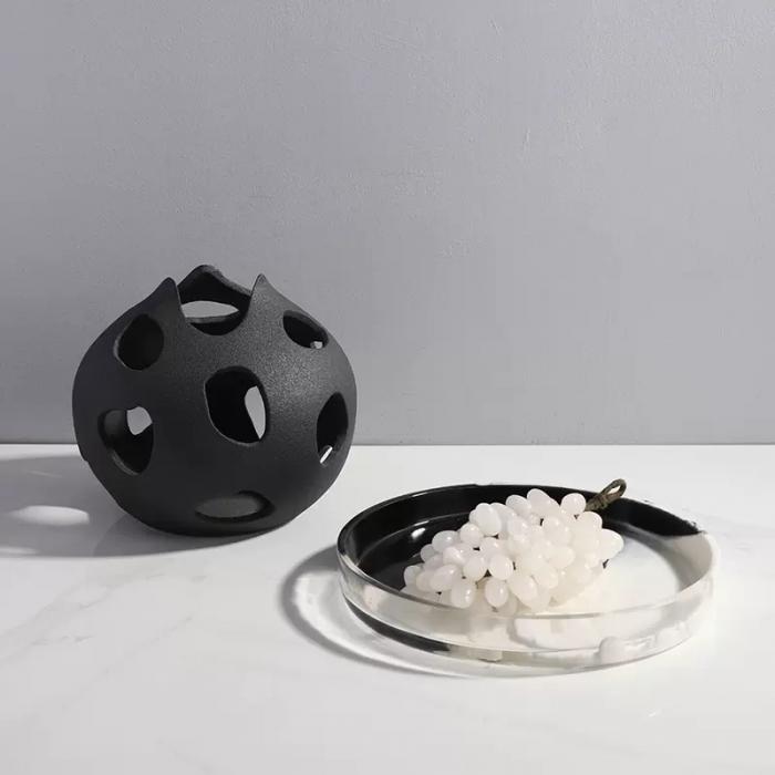 Creative Ceramic Hollow Ball-shaped  Table Decoration Sets