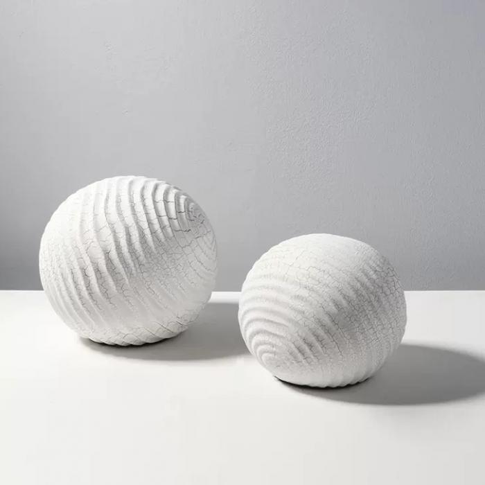 Resin Striped Spherical Table Decoration