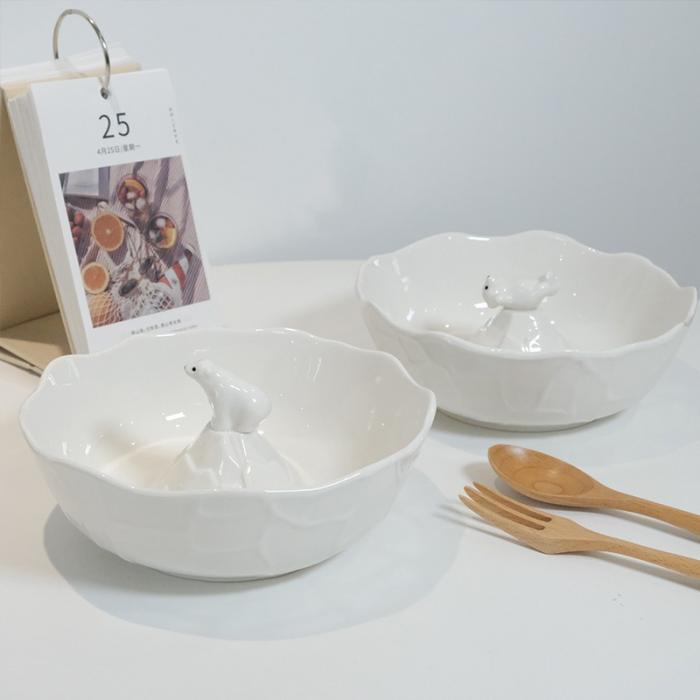 Bear-inside Patten Ceramic Bowls