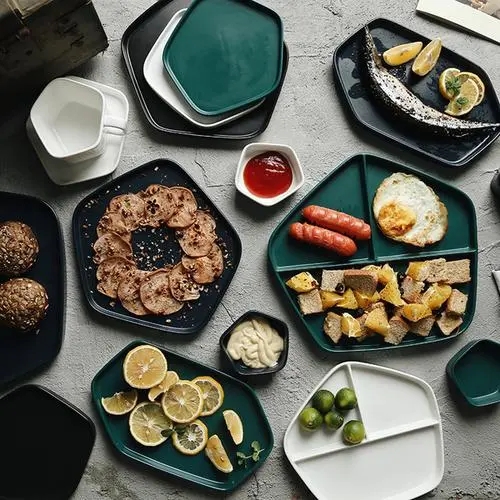 Irregular- shape Stoneware  Dish