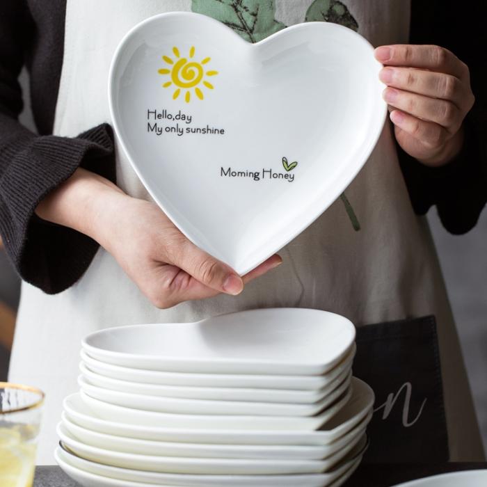 Printed Heart-shape Deep Porcelain Dish