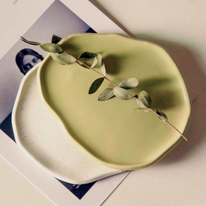 Morandi Cloud-shape Thin Porcelain Dish