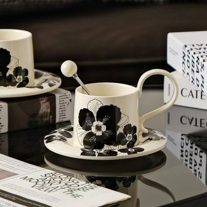 Retro Porcelain  Coffee Cup Set
