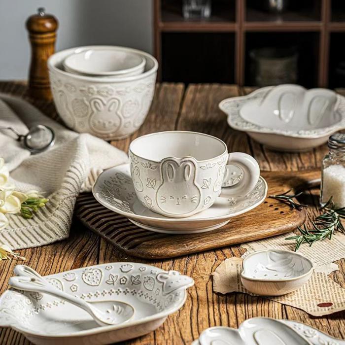 Relief Ceramic Japanese-style Cultery Set